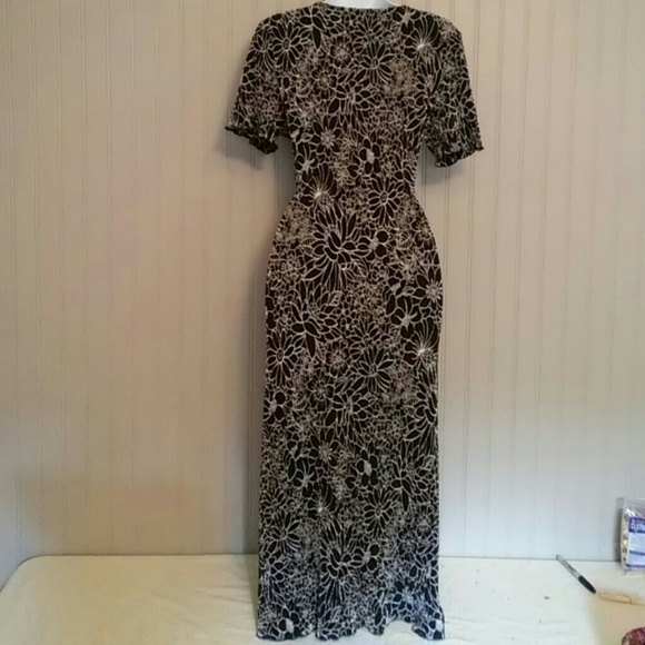 dress - Picture 4 of 6